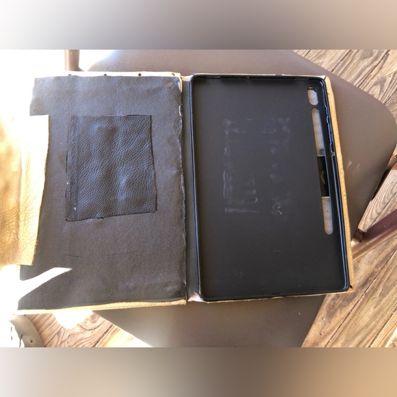 Custom Designed Creations Tablet Case - Picture 6 of 6